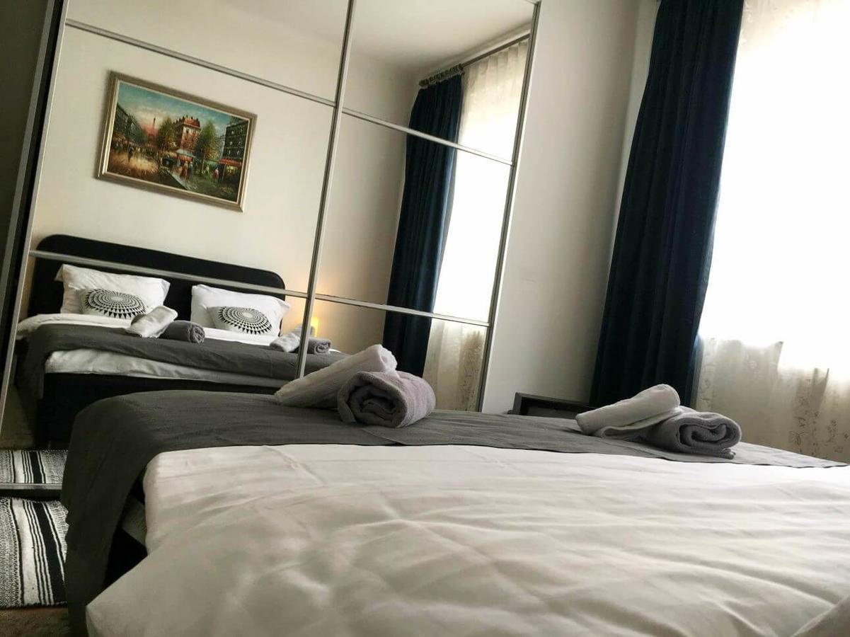 Centerlux Apartment *
